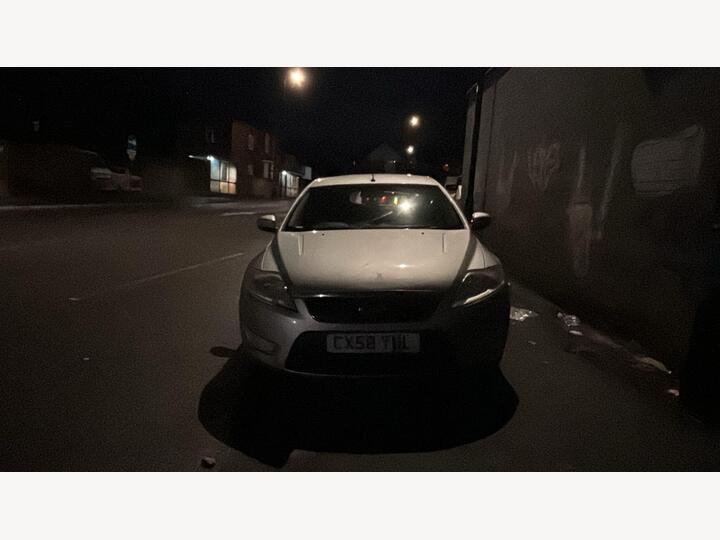 Ford Mondeo 2.0 Zetec 5dr