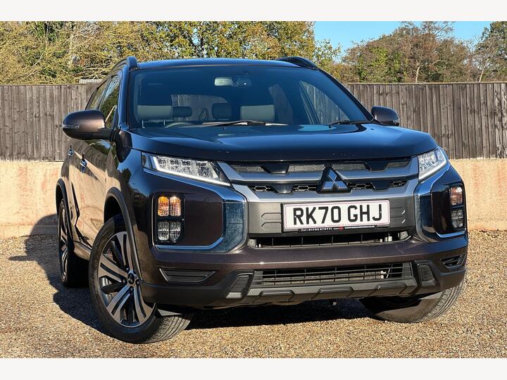 Mitsubishi ASX 2.0 MIVEC Exceed CVT 4WD Euro 6 (s/s) 5dr Mitsubishi ASX 2.0 MIVEC Exceed CVT 4WD Euro 6 (s/s) 5dr