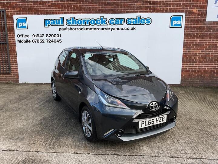 Toyota AYGO HATCHBACK 1.0 VVT-i X-play Euro 6 5dr