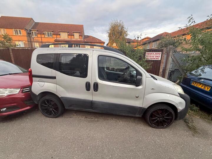 Peugeot Bipper Tepee 1.4 8V Outdoor Euro 4 5dr Peugeot Bipper Tepee 1.4 8V Outdoor Euro 4 5dr