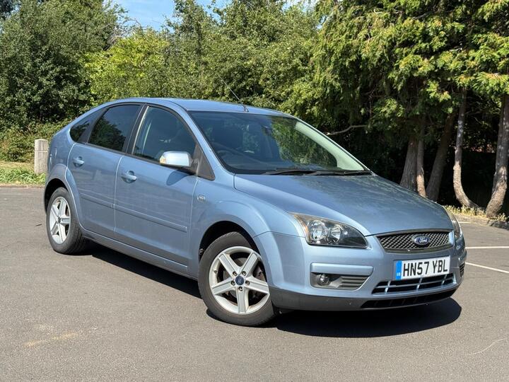 Ford Focus 1.6 Titanium 5dr
