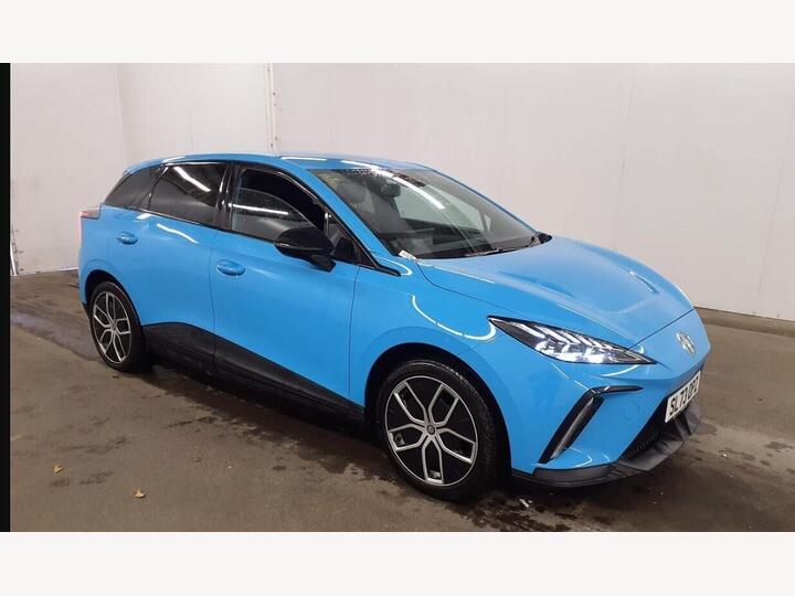 MG MG 4 64kWh Trophy Long Range Auto 5dr