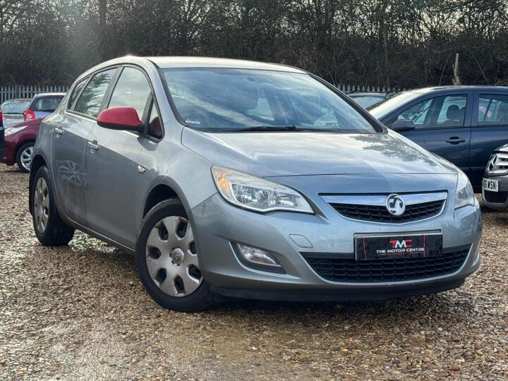 Vauxhall Astra 1.6 16v Exclusiv Euro 5 5dr