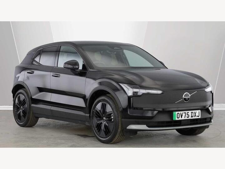 Volvo EX30 Cross Country Twin Performance 69kWh Ultra Auto AWD 5dr
