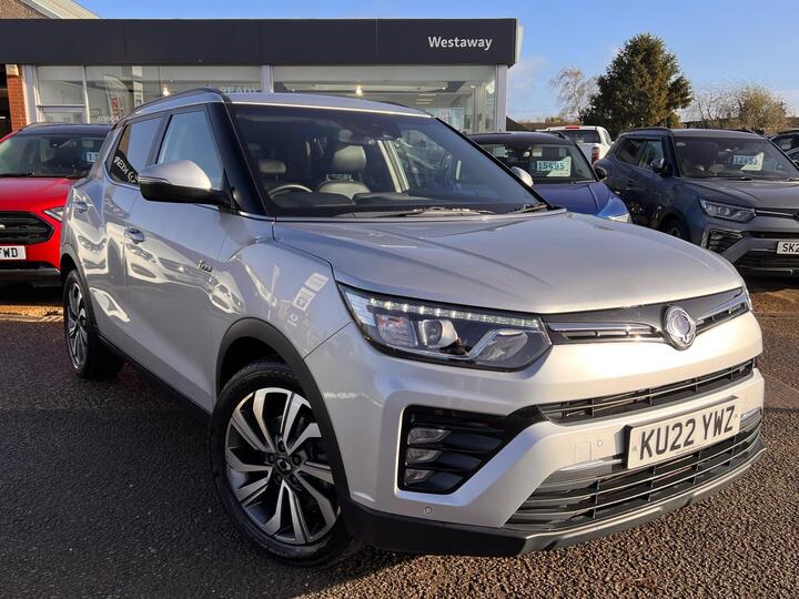 SsangYong Tivoli 1.5P Ultimate Nav Auto Euro 6 (s/s) 5dr SsangYong Tivoli 1.5P Ultimate Nav Auto Euro 6 (s/s) 5dr
