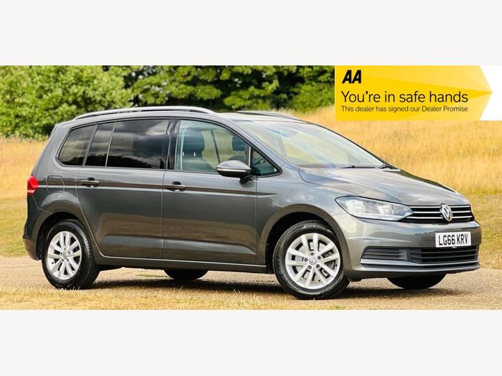 Volkswagen Touran 1.6 TDI BlueMotion Tech SE Family DSG Euro 6 (s/s) 5dr