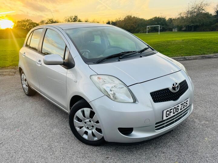 Toyota Yaris 1.3 VVT-i T3 5dr Toyota Yaris 1.3 VVT-i T3 5dr