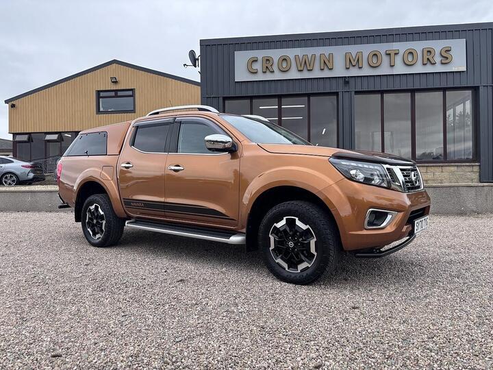 Nissan Navara 2.3 DCi Tekna Pickup Double Cab 4dr Diesel Manual 4WD Euro 6 (s/s) (190 Ps)