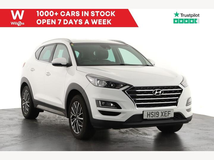 Hyundai Tucson 1.6 GDi Premium Euro 6 (s/s) 5dr Hyundai Tucson 1.6 GDi Premium Euro 6 (s/s) 5dr