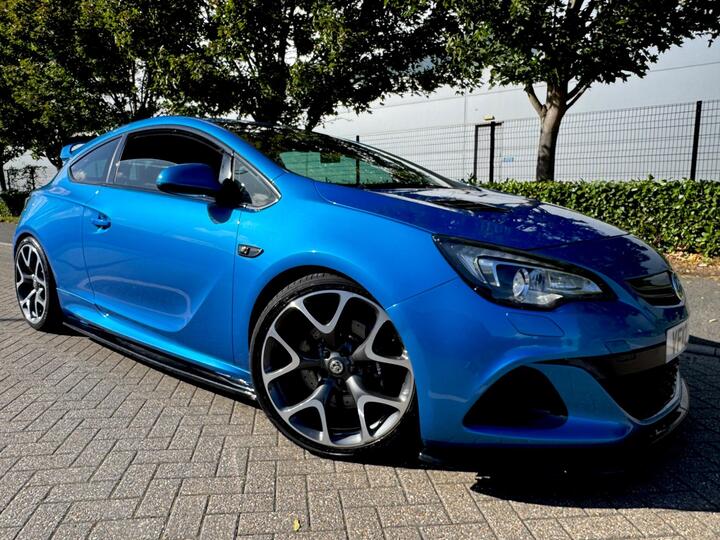 Vauxhall Astra GTC 2.0T VXR Euro 5 3dr