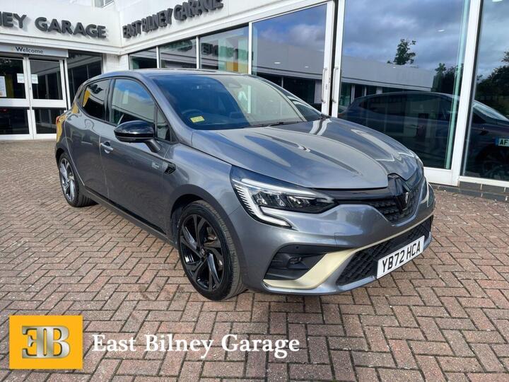 Renault CLIO 1.6 E-TECH E-Tech Engineered Auto Euro 6 (s/s) 5dr Renault CLIO 1.6 E-TECH E-Tech Engineered Auto Euro 6 (s/s) 5dr