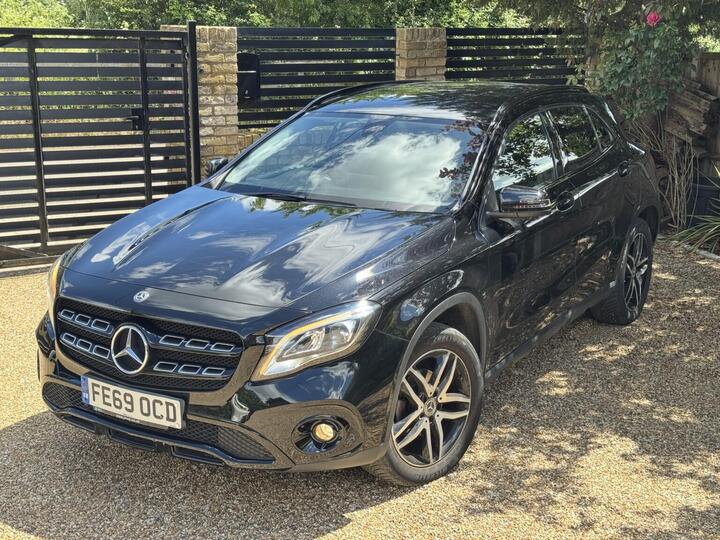 Mercedes-Benz GLA 1.6 GLA180 Urban Edition 7G-DCT Euro 6 (s/s) 5dr
