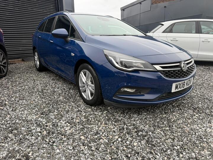 Vauxhall Astra 1.6 CDTi EcoTEC BlueInjection Tech Line Nav Sports Tourer Euro 6 (s/s) 5dr