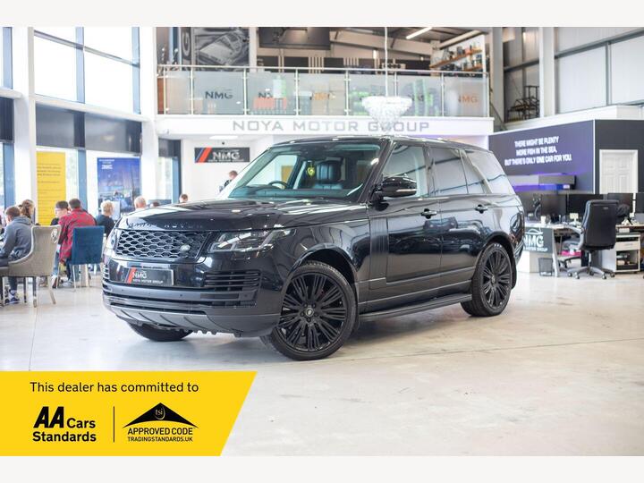 Land Rover RANGE ROVER 4.4 SD V8 Vogue Auto 4WD Euro 6 (s/s) 5dr Land Rover RANGE ROVER 4.4 SD V8 Vogue Auto 4WD Euro 6 (s/s) 5dr