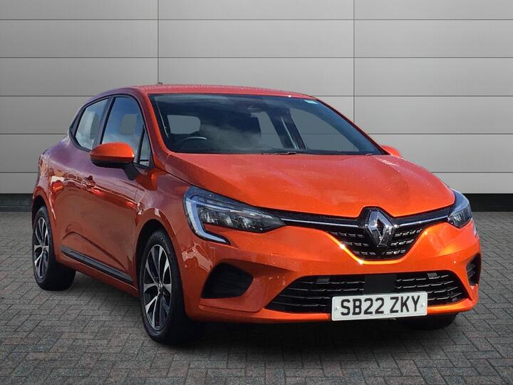 Renault Clio 1.0 TCe Iconic Edition Euro 6 (s/s) 5dr Renault Clio 1.0 TCe Iconic Edition Euro 6 (s/s) 5dr