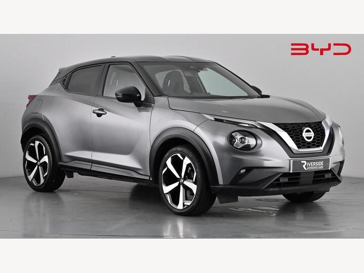 Nissan Juke 1.0 DIG-T Tekna Euro 6 (s/s) 5dr Nissan Juke 1.0 DIG-T Tekna Euro 6 (s/s) 5dr