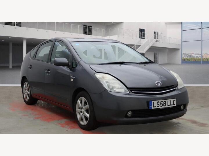 Toyota Prius 1.5 T4 CVT 5dr Toyota Prius 1.5 T4 CVT 5dr