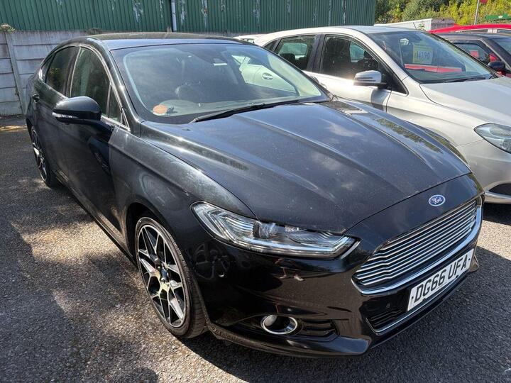Ford MONDEO 2.0 TDCi Titanium Euro 6 (s/s) 5dr