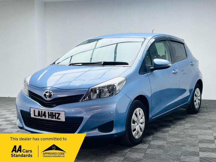 Toyota Yaris 1.33 Dual VVT-i TR Multidrive S Euro 5 5dr Toyota Yaris 1.33 Dual VVT-i TR Multidrive S Euro 5 5dr