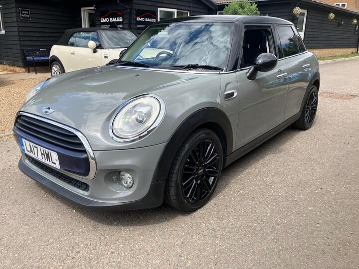 MINI Hatch 1.5 Cooper Auto Euro 6 (s/s) 5dr