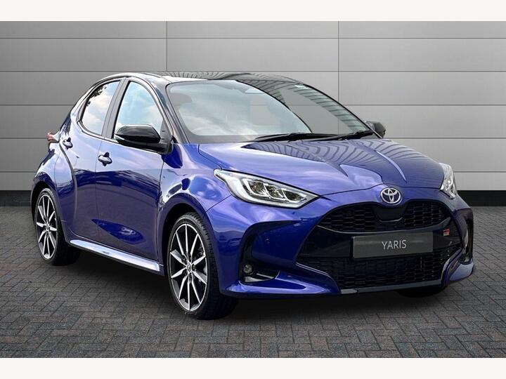 Toyota Yaris 1.5 VVT-h GR SPORT E-CVT Euro 6 (s/s) 5dr