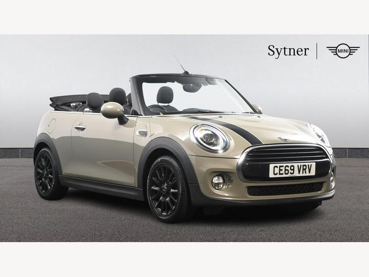 MINI Convertible 1.5 Cooper Classic Euro 6 (s/s) 2dr