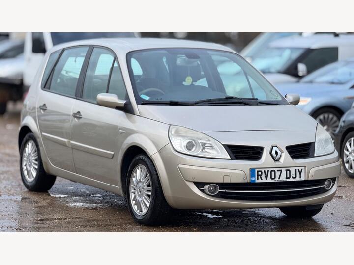 Renault Scenic 2.0 VVT Privilege 5dr