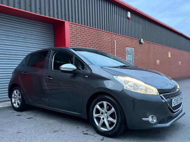 Peugeot 208 1.4 HDi Style Euro 5 5dr