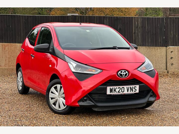 Toyota AYGO 1.0 VVT-i X Euro 6 5dr Toyota AYGO 1.0 VVT-i X Euro 6 5dr