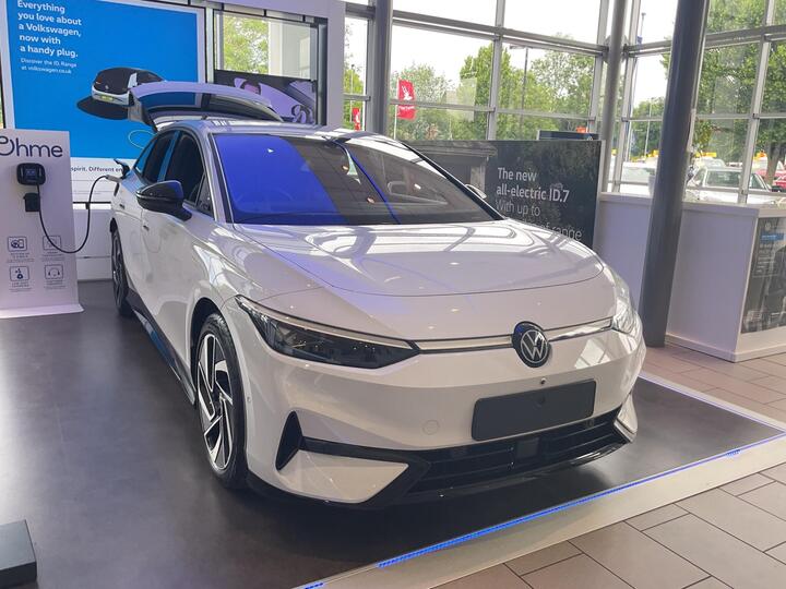 Volkswagen ID.7 Pro S 86kWh Match Plus Fastback Auto 5dr