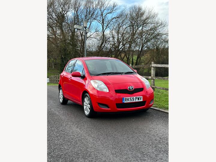 Toyota Yaris 1.33 Dual VVT-i TR Euro 4 (s/s) 5dr Toyota Yaris 1.33 Dual VVT-i TR Euro 4 (s/s) 5dr