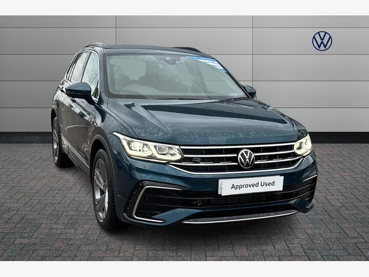 Volkswagen Tiguan 2.0 TDI R-Line Edition DSG Euro 6 (s/s) 5dr