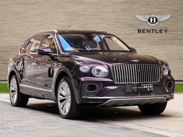 Bentley Bentayga 4.0 V8 Azure EWB Auto 4WD Euro 6 (s/s) 5dr Bentley Bentayga 4.0 V8 Azure EWB Auto 4WD Euro 6 (s/s) 5dr