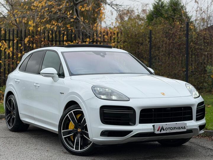 Porsche Cayenne 4.0 V8 E-Hybrid 14.1kWh Turbo S TiptronicS 4WD Euro 6 (s/s) 5dr