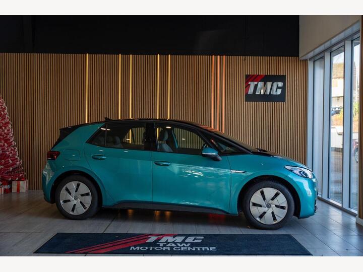 Volkswagen ID.3 Pro Performance 58kWh Life Auto 5dr