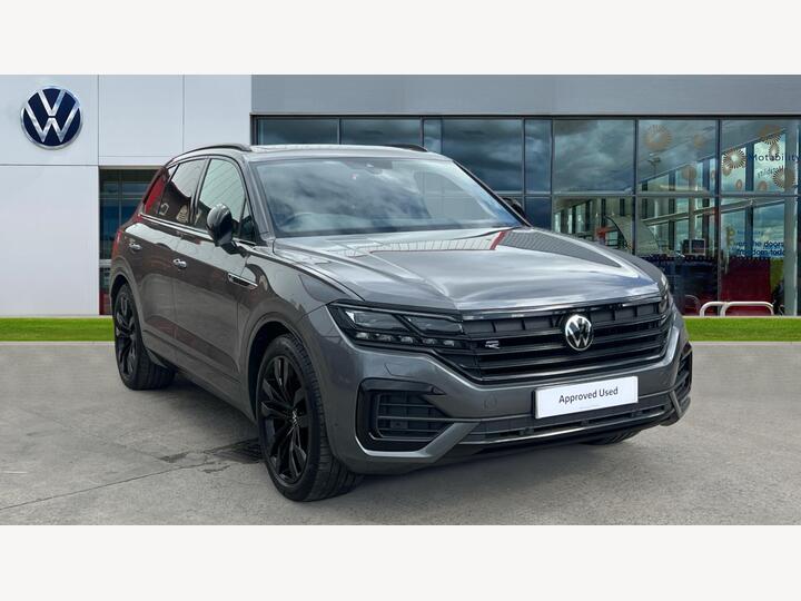 Volkswagen Touareg 3.0 TDI V6 Black Edition Tiptronic 4Motion Euro 6 (s/s) 5dr