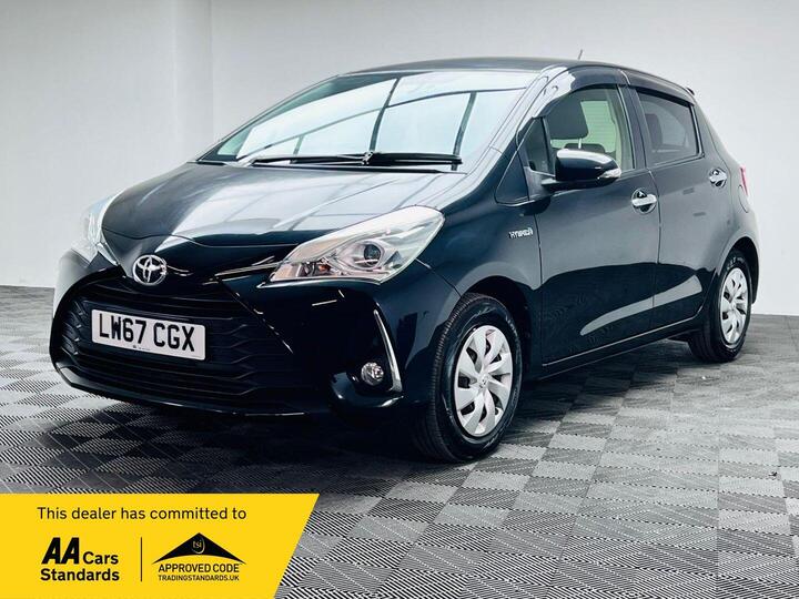 Toyota Yaris 1.5 VVT-h Active E-CVT Euro 6 (s/s) 5dr Toyota Yaris 1.5 VVT-h Active E-CVT Euro 6 (s/s) 5dr