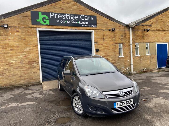 Vauxhall Zafira 1.7 CDTi EcoFLEX Design Euro 5 5dr (SNav)