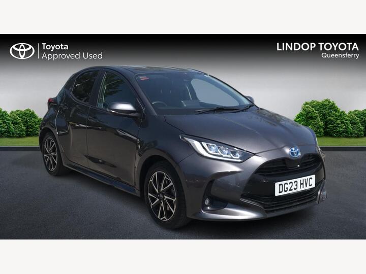 Toyota Yaris 1.5 VVT-h Design E-CVT Euro 6 (s/s) 5dr