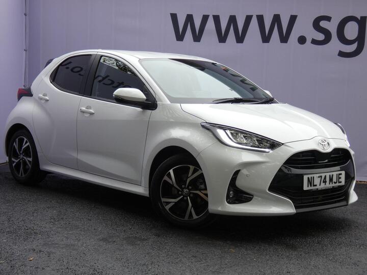 Toyota Yaris 1.5 VVT-h Design E-CVT Euro 6 (s/s) 5dr