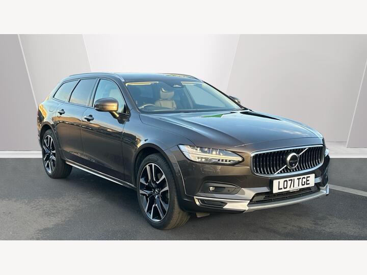 Volvo V90 Cross Country 2.0 B5 MHEV Plus Auto AWD Euro 6 (s/s) 5dr