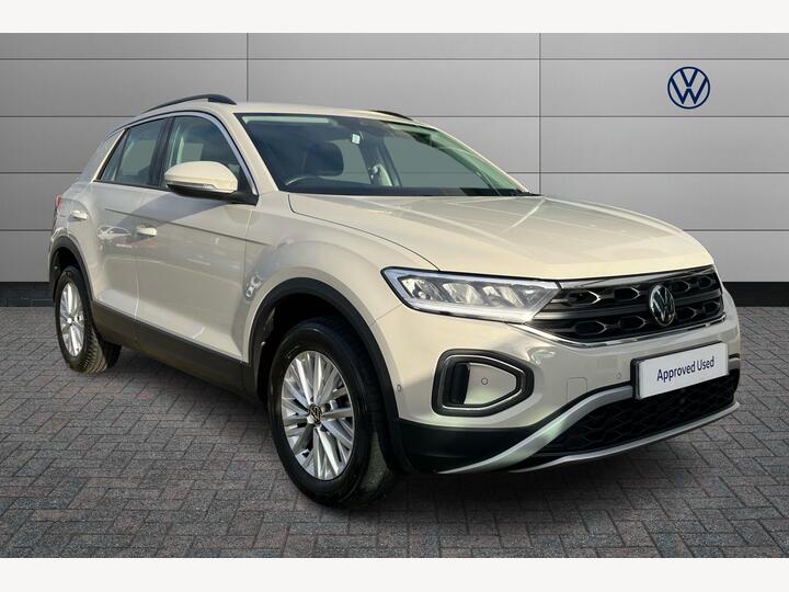 Volkswagen T-roc 1.5 TSI Life Euro 6 (s/s) 5dr Volkswagen T-roc 1.5 TSI Life Euro 6 (s/s) 5dr