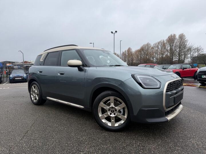MINI Electric Countryman E 66.5kWh Exclusive Auto 5dr