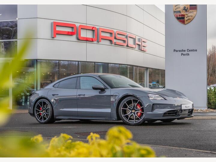 Porsche Taycan Performance Plus 105kWh 4S Auto 4WD 4dr (11kW Charger)