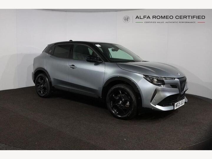 Alfa Romeo Junior 1.2 MHEV Ibrida E-DCT Euro 6 (s/s) 5dr