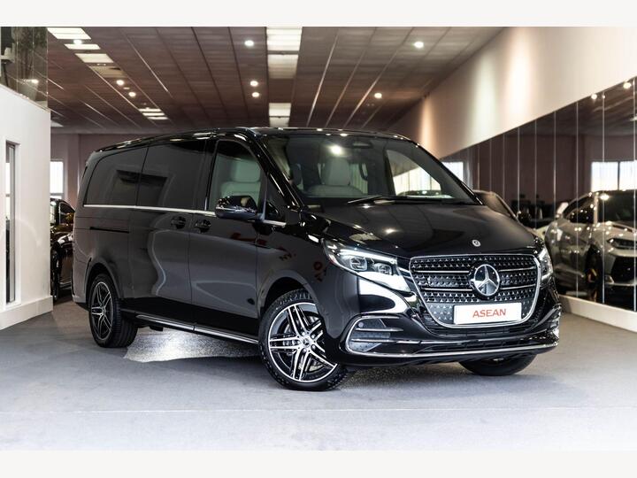 Mercedes-Benz V Class 2.0 V300d Premium G-Tronic+ Euro 6 (s/s) 5dr (8 Seat, Extra Long)