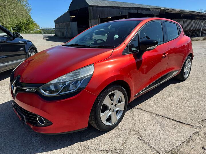 Renault Clio 1.2 16V Dynamique MediaNav Euro 5 5dr