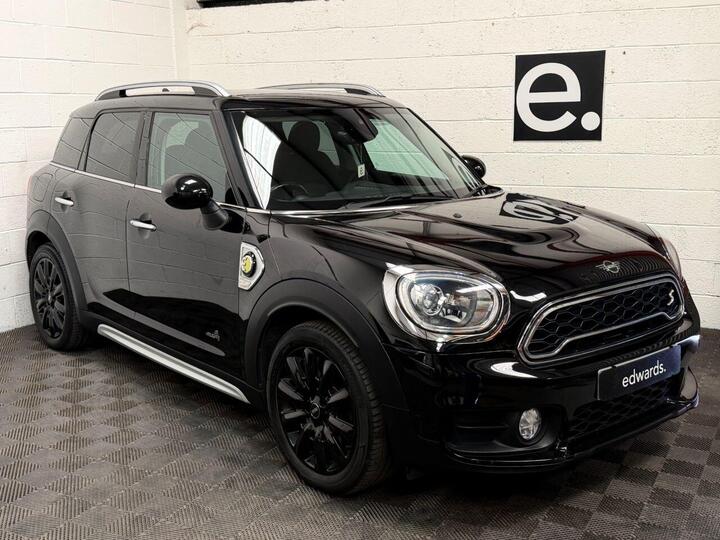 MINI COUNTRYMAN 1.5 7.6kWh Cooper SE Auto ALL4 Euro 6 (s/s) 5dr