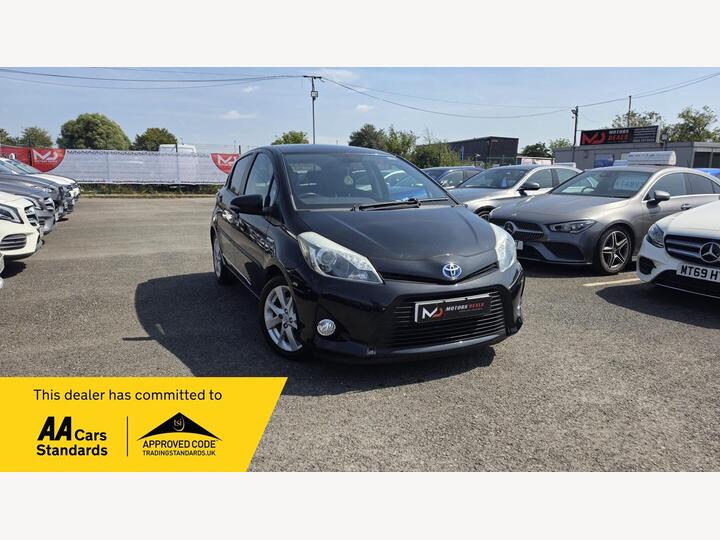 Toyota Yaris 1.5 VVT-h T Spirit CVT Euro 5 5dr
