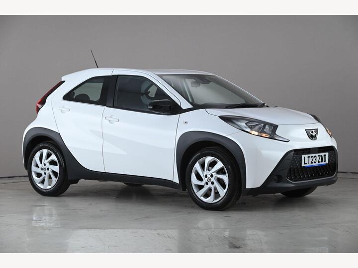 Toyota Aygo X 1.0 VVT-i Pure Euro 6 (s/s) 5dr